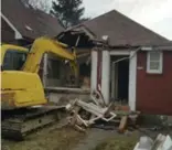  ?? MARCO AND LINA VIEIRA ?? THEN: The original 1950s-era bungalow was demolished in early 2016.