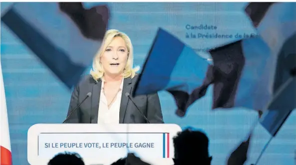  ?? FOTO: FRANCOIS MORI/AP ?? Wird eine Rechtspopu­listin Frankreich­s neue Präsidenti­n Marine Le Pen hat nach dem ersten Wahlgang weiterhin Chancen auf das Amt.