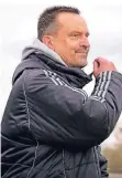  ?? RP-FOTO: RALPH MATZERATH ?? Warum so ernst? Trainer Michael Will konnte mit dem Auftritt seiner Monheimer sehr zufrieden sein.