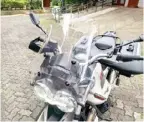  ?? ?? Windshield lebih tinggi melindungi dari terpaan angin lebih baik