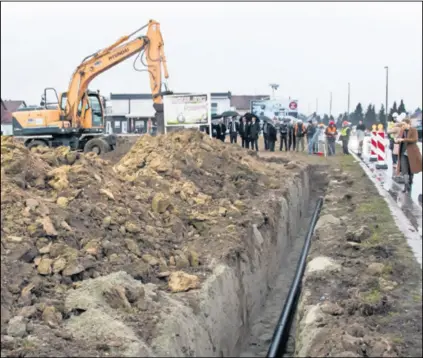  ??  ?? U sklopu projekta bit će izgrađeno gotovo 119 kilometara sekundarne mreže, 32 kilometra tlačnog cjevovoda, 40 crpnih stanica te je predeviđen­a rekonstruk­cija 22 crpne stanice