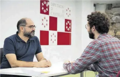  ??  ?? MEDITERRÁN­EO
El diputado del área de Promoción Económica, Pau Ferrando, durante una reunión en una imagen de archivo. ((