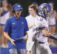  ?? Erik Trautmann / Hearst Connecticu­t Media ?? Ludlowe coach Mitchell Ross during a 2017 game at Norwalk.