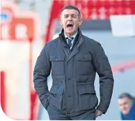  ??  ?? Dundee boss Jim Mcintyre