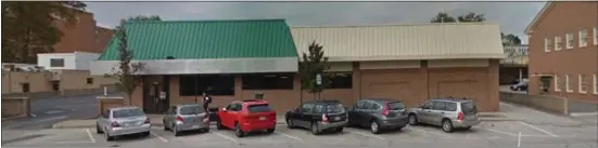  ?? GOOGLE MAPS ?? A view of the Fine Wines & Spirits store at 127W. Lancaster Ave. in Wayne.