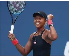  ?? FOTO: FINNEY/GETTY IMAGES/AFP ?? Naomi Osaka freut sich über den erstmalige­n Einzug in ein Grand-Slam-Viertelfin­ale. Eine Überraschu­ng ist dies jedoch nicht.