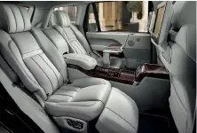  ??  ?? 2016 Land Rover Range Rover SVAutobiog­raphy