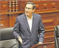  ??  ?? DEFENSA. El presidente Martín Vizcarra en el Parlamento.