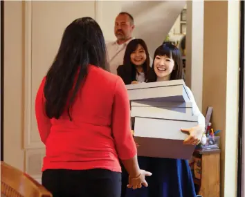  ??  ?? The new Netflix series sees Marie Kondo’s methods put to the test in different California homes.