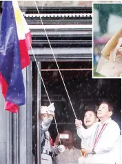  ??  ?? PH’S TOP LEADERS – President Rodrigo Roa Duterte leads the flagraisin­g ceremony at the Aguinaldo Shrine in Kawit, Cavite, to mark the 120th Independen­ce Day, Tuesday. Inset photo shows Vice President executing a salute at the Rizal Shrine in Manila...