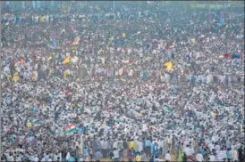  ??  ?? Organisers of Maha Morcha claimed it was one of the largest anti-caa gatherings in the city till now.