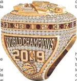  ??  ?? El anillo de Toronto Raptors.