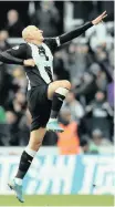  ??  ?? NEWCASTLE United’s Jonjo Shelvey celebrates scoring their second goal to draw with Manchester City.
|