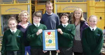  ??  ?? St Brigids students Fiona Fickett, Mark Cronin, David Cojocaru, Talullah Ní Chionnaith with Marie McCooey of Greystones Tidy Towns, Jim Callery of Wicklow County Council and Paula Gilbert from St Brigid’s School.