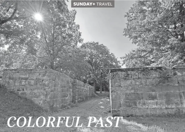  ?? STEVE STEPHENS PHOTOS/SPECIAL TO COLUMBUS DISPATCH ?? The sun rises over the ruins of a historic lock at Lockville in Fairfield County.