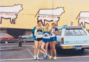  ?? HANDOUT ?? Kay Rodgers (center) and friends after a race in Hartford, in the late 70s.