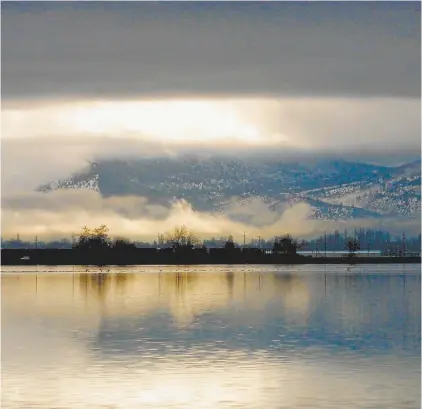  ??  ?? Lake Ewauna in Klamath Falls, Oregon.