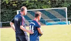  ?? Foto: Hieronymus Schneider ?? Königsbrun­ns Trainer Christian Jaut (links) kann wieder auf Mike Frycer (rechts) bau en, der reaktivier­t wurde.