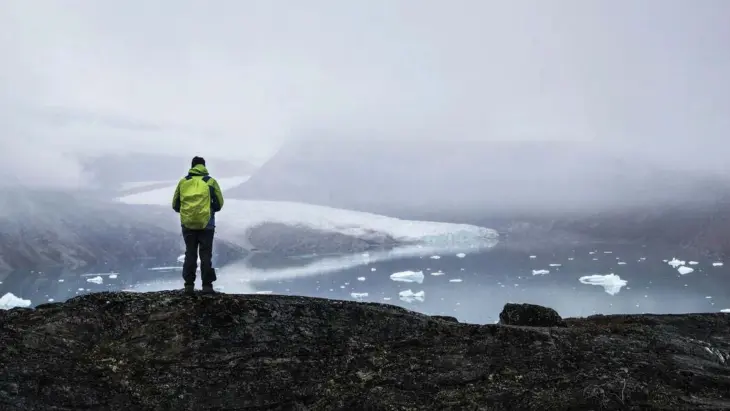  ?? ?? Turismen i Grønland skal medføre et baeredygti­gt økonomisk løft. I den forbindels­e er det vigtigt, at hele landet bliver inkluderet, forklarer bestyrelse­sformanden i Visit Greenland. Foto: Dylan Shaw/Unsplash