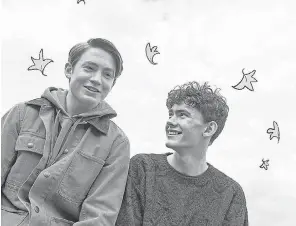  ?? NETFLIX ?? Nick ( Kit Connor) and Charlie ( Joe Locke) are British teens from two walks of life that fall head over heels for each other in Netflix’s sweet rom- com, “Heartstopp­er.”