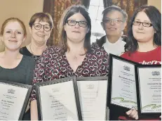  ??  ?? Mayor Chris Ash and Gillian Beasley with Community Involvemen­t Award winners Fiona Henry, Bernadette Gibbons and Kirsty Hadfield.