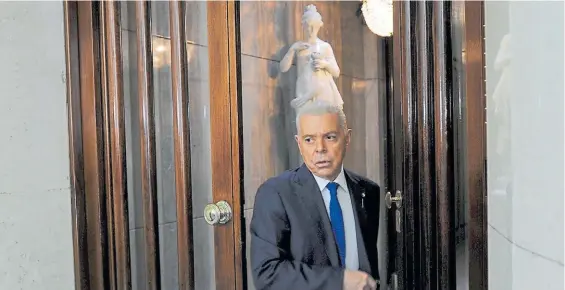  ?? GUSTAVO ORTIZ ?? Ex juez federal. Norberto Oyarbide enfrenta ahora una causa por enriquecim­iento ilícito que investiga el fiscal Jorge Di Lello.