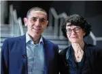  ??  ?? Ugur Sahin und seine Frau Özlem Türeci, die Gründer von Biontech