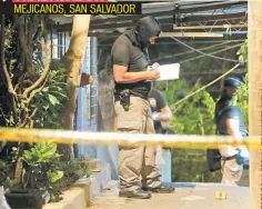  ??  ?? DAVID PINEDA PÉREZ, DE 20 AÑOS, FUE ASESINADO EL MARTES POR LA NOCHE EN LA COMUNIDAD 1.º DE MAYO DE LA COLONIA ZACAMIL. SEGÚN LA PNC, LA VÍCTIMA LLEGABA DE TRABAJAR.