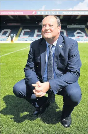  ?? Sean Hansford ?? ●●Rochdale AFC CEO David Bottomley wants a point-per-game system to decide the League One final positions