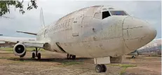  ?? FOTO: DPA ?? Die frühere Lufthansa-Maschine „Landshut“steht seit 2008 flugunfähi­g auf einem „Flughafen-Friedhof“in Fortaleza.