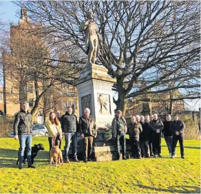  ?? ?? Respect The wreath laying at Burns Monument