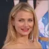  ??  ?? Cameron Diaz visits Jimmy Fallon.