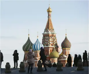  ?? (Reuters) ?? AUTHORITAR­IANISM IS back in the home of St. Basil’s Cathedral.