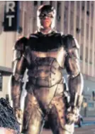  ??  ?? Uzlet crnih superjunak­a devedeseti­h Wesley Snipes kao Marvelov Blade i NBA zvijezda Shaq O’Neill kao DCjev Steel