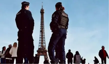  ?? Gonzalo Fuentes/REUTERS ?? Pendant quatre mois, du 8 mai, qui marquera l’arrivée de la flamme dans le Vieux-Port de Marseille, au 8 septembre, date de célébratio­n de la clôture des épreuves paralympiq­ues, policiers et gendarmes vont veiller sur les Jeux de Paris 2024.