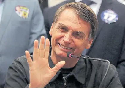  ??  ?? Llamada. Bolsonaro se comunicó con Macri, con quien no tenía ninguna relación previa.