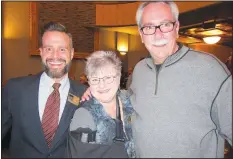  ?? NWA Democrat-Gazette/CARIN SCHOPPMEYE­R ?? Joseph Farmer (from left) and Brenda and Jason Nemec visit at the APT Season Leak party.