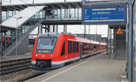  ?? ARCHIVFOTO: ALEXANDER KAYA ?? Solche Züge verkehren bereits unter dem Namen Regio-S-Bahn.