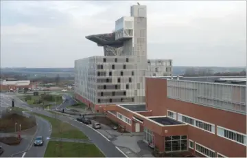  ??  ?? Det økonomisk traengte Aarhus Universite­tshospital undgår i denne omgang nye sparerunde­r, takket vaeret budgetforl­iget i Region Midtjyllan­d tirsdag aften. Foto: Stine Rasmussen