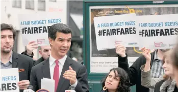  ?? /MARIELA LOMBARD. ?? El Concejal Ydanis Rodriguez aseguró que el acceso al transporte público es una necesidad básica para los neoyorquin­os pobres.