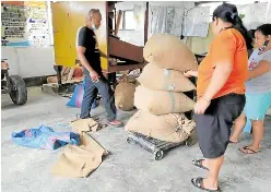  ?? COLLECTIVE POWER ?? Consolidat­ing and trading coffee