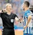  ?? Foto: AP ?? Premiéra Bundesligo­vý zápas v neděli poprvé pískala žena.
