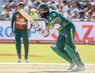  ?? BACKPAGEPI­X ?? SMOOTH STROKE: Hashim Amla moved two clear of AB de Villiers as the leading centurion for SA in ODIs against Bangladesh in Kimberley yesterday.