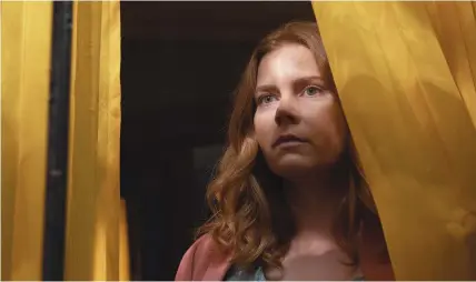  ??  ?? Amy Adams stars in “The Woman in the Window”