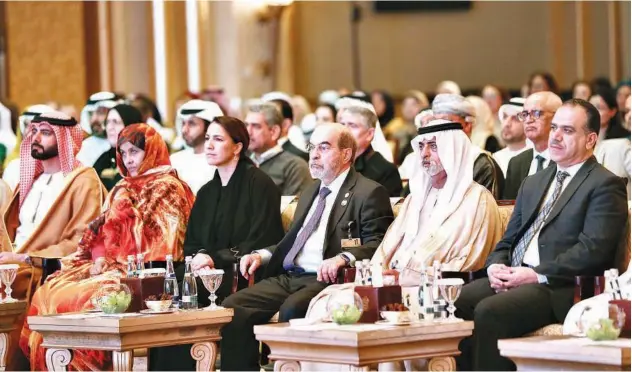  ??  ?? Shiekh Nahyan and other officials attend the Date Palm awards in Abu Dhabi.