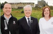  ??  ?? ●● Sean Hammill and Alison Lysons with David Durling, centre, chairman of Cheshire Golf Developmen­t Group