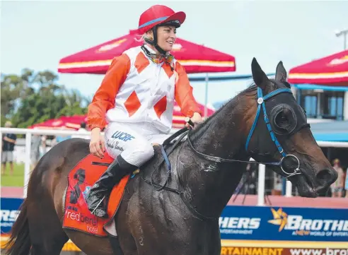  ?? Picture: STEWART McLEAN ?? DOUBLE THE FUN: Amanda Thomson on her second winner Devastatin­g Rhythm at Cannon Park on Saturday.