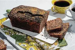  ?? Scott Suchman / Washington Post ?? This banana bread uses the peel and flesh of the fruit.