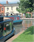  ??  ?? The Swan at Fradley Junction.