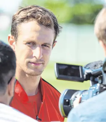  ?? Foto: Ulrich Wagner ?? Ihr Einsatz, Christoph Janker: Der Innenverte­idiger des FC Augsburg wird gegen den VfL Wolfsburg wohl in der Startaufst­ellung stehen.